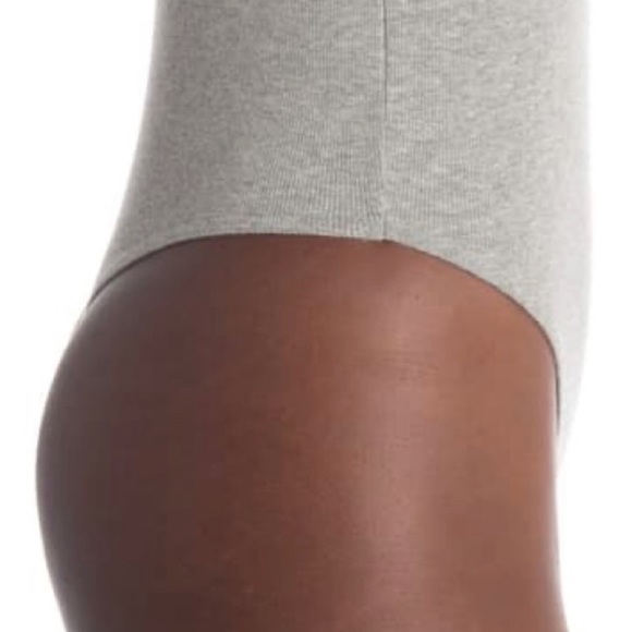 V-Neck Thong Bodysuit - Size M - Picture 3 of 3